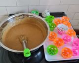 Foto langkah ke 4 dari resep Bolu Kukus Pisang mekar.