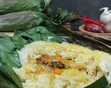 Foto langkah ke 6 dari resep Nasi Bakar Ayam Suwir.