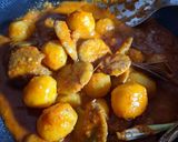 Foto langkah ke 5 dari resep Gulai Jengkol dan Kentang.