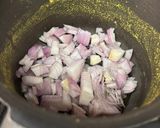A picture of step 1 of Gawar masala.