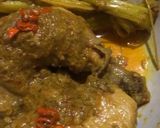 Foto langkah ke 5 dari resep Ayam Bumbu Kuning Pedas.