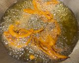 कांदा बटाटा भजी (kanda batata bhaji recipe in marathi) रेसिपी स्टेप 2 फोटो