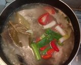 Foto langkah ke 5 dari resep Sup Ikan Gurame.