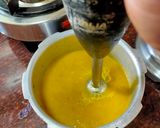 A picture of step 3 of Pumpkin carrot soup.