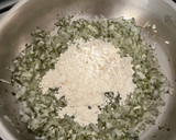 Foto del paso 8 de la receta: Albóndigas de merluza en salsa verde