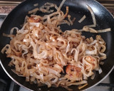 Foto del paso 5 de la receta: Fideos de arroz con gambones y soja