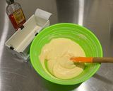 Foto langkah ke 4 dari resep Butter Rum Cake.