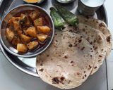 ચટપટું બટાકા નું શાક (Chatpatu Bataka Shak Recipe In Gujarati) રેસીપી સ્ટેપ5ફોટો