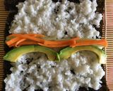 Foto langkah ke 3 dari resep Vegan Sushi Rolls.
