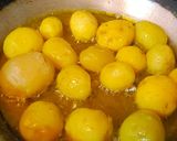 A picture of step 1 of Palak dum Aloo.