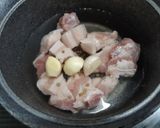 รูปขั้นตอนการทำที่ 2 ของ หมูพะโล้ใส่ไข่