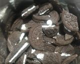 A picture of step 1 of Choco Idli Muffins by Oreo biscuits.