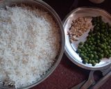 A picture of step 2 of Butter Paneer Sizzler in a Pan.