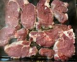 Foto del paso 1 de la receta: Bifecitos de lomo al verdeo súper fácil en La Planchetta