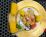 A picture of step 3 of Vegetable Corn cheese in white sauce.