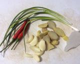 Hình bước làm 2 của món Thịt Ba Rọi Kho Tàu (Hong Shao Rou 红烧肉)