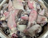 Foto del paso 1 de la receta: Chipirones rellenos en salsa picantona..
