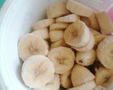 Une image de l'étape 1 de Glace banane pépites de chocolat thermomix.