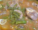 Foto del paso 2 de la receta: Codillo de cerdo con nopales en salsa casera