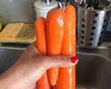 Une image de l'étape 1 de Tagliatelles de carottes au miel et au thym.