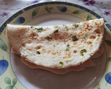 Foto del paso 4 de la receta: Tortilla de claras con hierbas frescas rellena de pavo