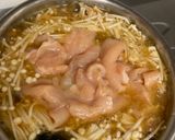 A picture of step 2 of Knorr Hot and Sour Soup.