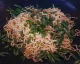 Foto langkah ke 5 dari resep Mie Goreng Pelengkap Nasi Kuning Khas Banjar.
