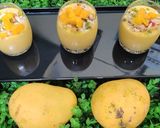 A picture of step 3 of Mango shake.