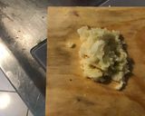 Une image de l'étape 3 de Noix de saint Jacques aux tomates, échalotes, ail et persil.