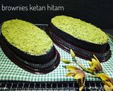 Foto langkah ke 11 dari resep Brownies Ketan Hitam Kukus Topping Green Pea Powder.