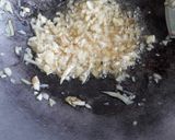 Foto langkah ke 4 dari resep Sop Ayam simpel.