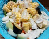 Foto langkah ke 1 dari resep SAYUR LODEH KUNING fiber creme bumbu iris.