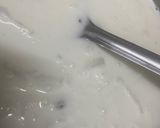 A picture of step 3 of Rose milk with rose jelly.