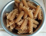 Foto langkah ke 1 dari resep 11. Makaroni Schotel Tuna.