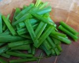 Hình bước làm 2 của món Tim cật xào ớt chuông