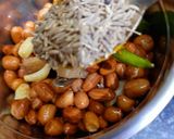 A picture of step 2 of Peanuts ki Chutney.