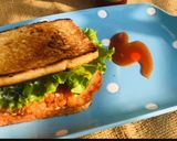 A picture of step 4 of Chicken fillet Sandwich.