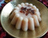 A picture of step 5 of Steamed Rice Cake with Beet.