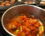 Foto del paso 3 de la receta: Albóndigas de pavo y avena en caldo (receta rica en proteína y baja en grasa)