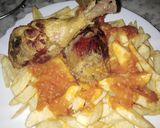 صورة لخطوة 2 من وصفة بطاطا مقلي باصلصة طماطم خفيف وبنينة 😋😋