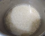 A picture of step 1 of Jeera Rice.
