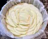 Foto del paso 8 de la receta: Pastel rústico de mantequilla con manzanas