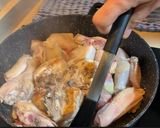 Foto del paso 2 de la receta Pollo en salsa con manteca