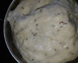 A picture of step 1 of Pyaz ki kachori.
