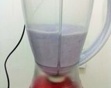 A picture of step 2 of Apple Blueberry Milkshake.