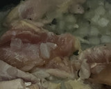 Foto del paso 2 de la receta: Sopa de arroz con pollo, champiñones, acelgas silvestres y especias sabor Cookpad