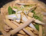 A picture of step 6 of Thai green curry.