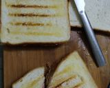 A picture of step 2 of Mayo boat sandwich.