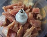 Foto del paso 1 de la receta: Pizza de pollo sin harinas