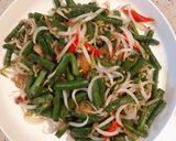 Foto langkah ke 4 dari resep Tumis kacang panjang dan toge.